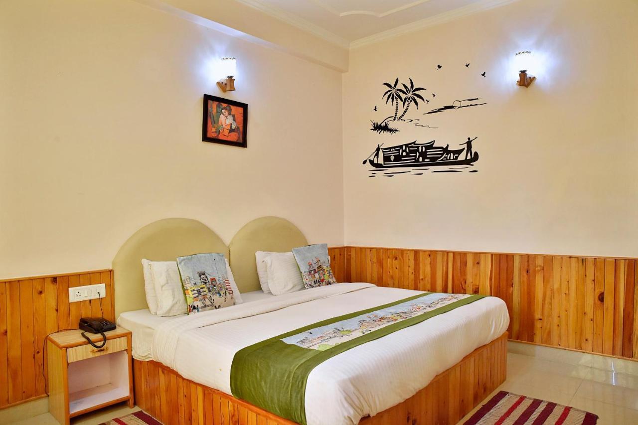 OYO Flagship 4637 Hotel K Square Manāli Exterior foto